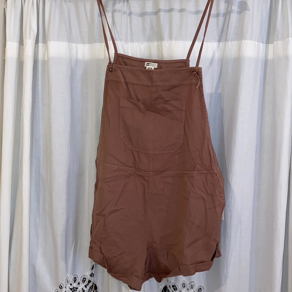 Billabong short overalls